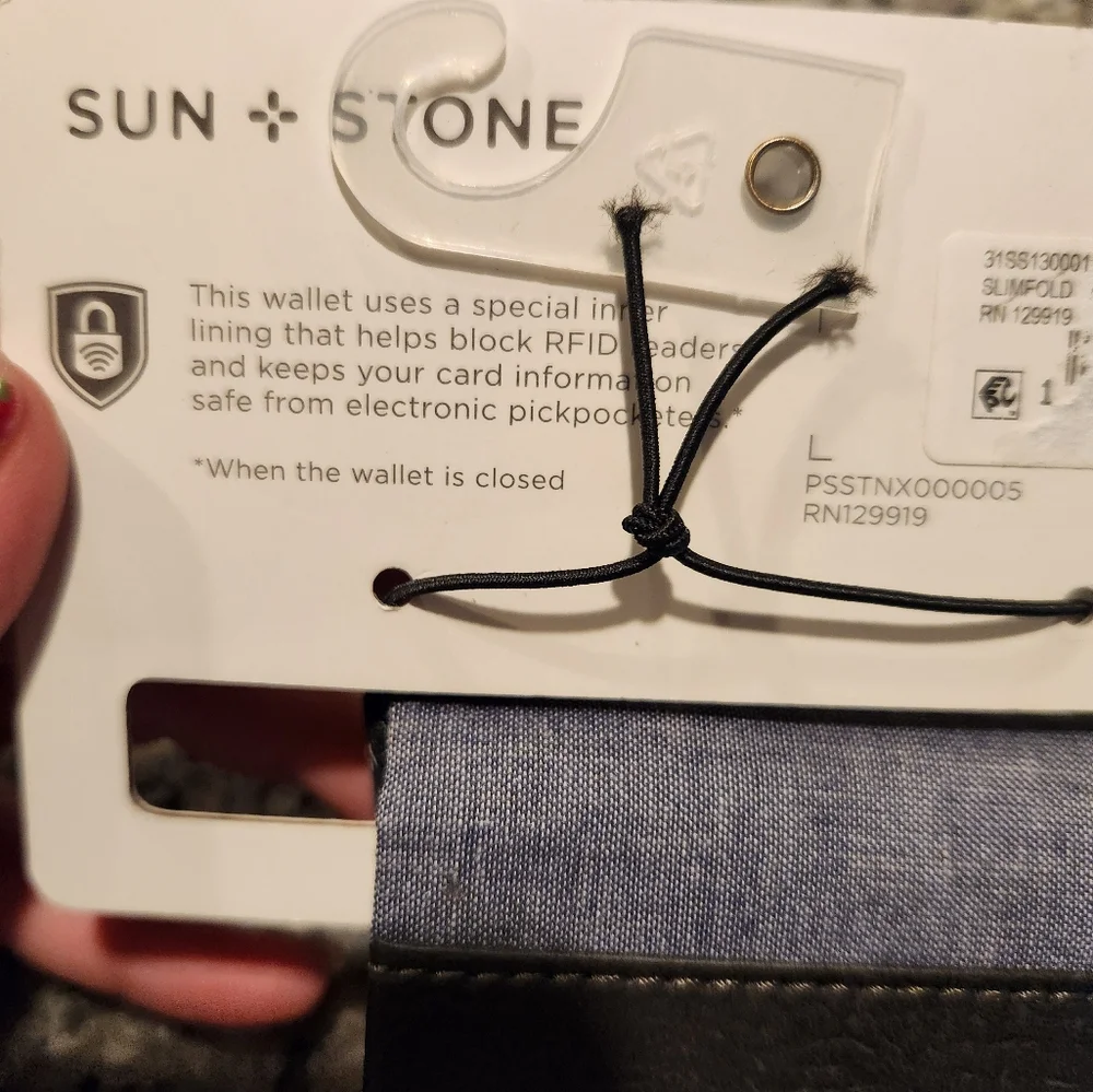 NWT Sun + Stone Mens RFID Wallet Black With Blue Accents